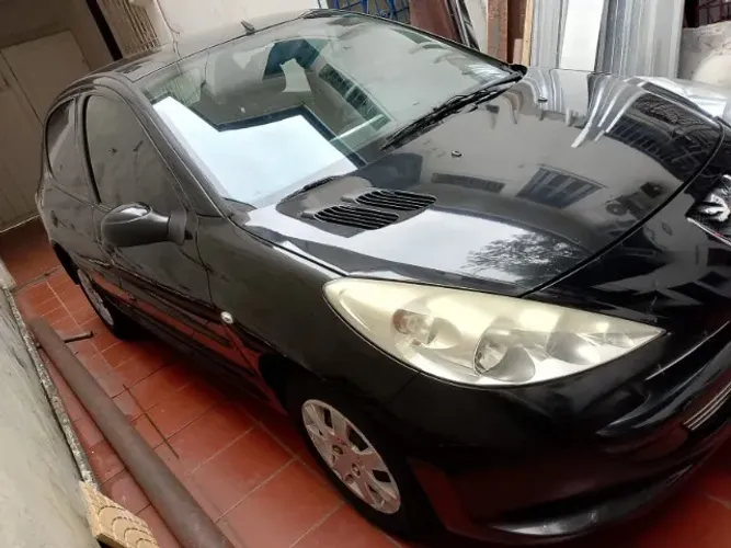 Peugeot 207 XR 1.4 Flex 8V 5P 2012