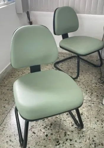 (04) Cadeiras Sky Interlocutor Recepção