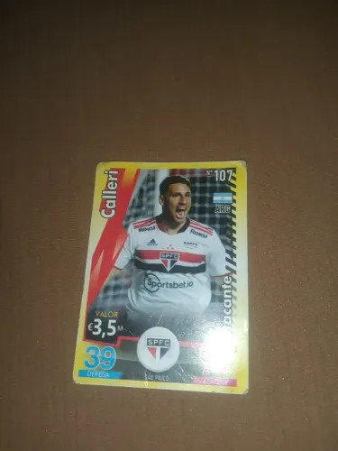 Cardes brilhantes de stumble guys e uma carta antiga do calleri alem de um jogador 