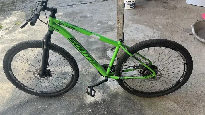 Bike aro 29 com poucas coisas pra fazer bicicleta