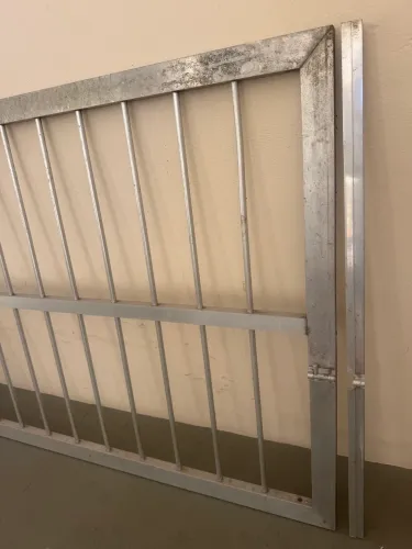 Portão em alumínio
