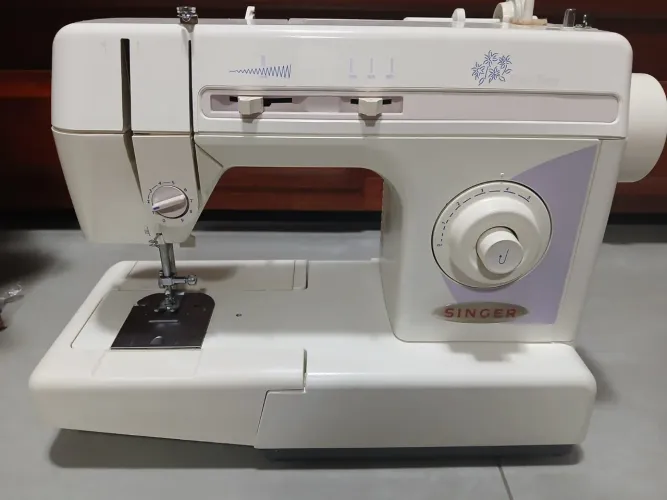 Máquina de costura Singer Prêt-à-porter
