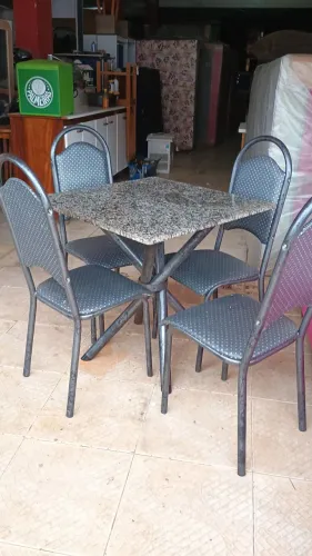 Jogo de mesa de mármore