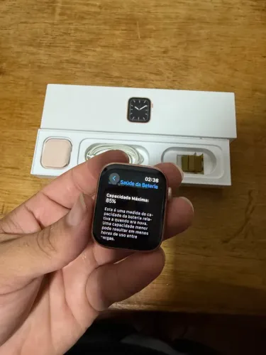 Apple Watch 5 44mm Gold - Bat 85% - Conservado - Envio OLX Pay - Troco e Parcelo 18