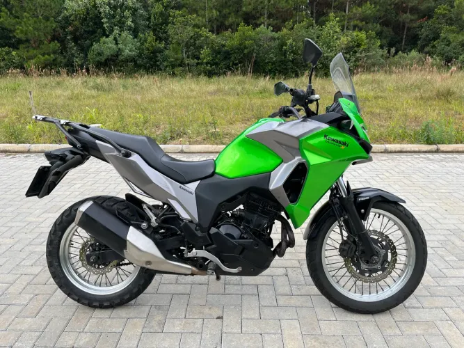 Versys 300