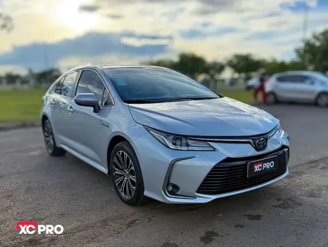 Toyota Corolla Altis Prem. Hybrid 1.8 Flex AUT 2023