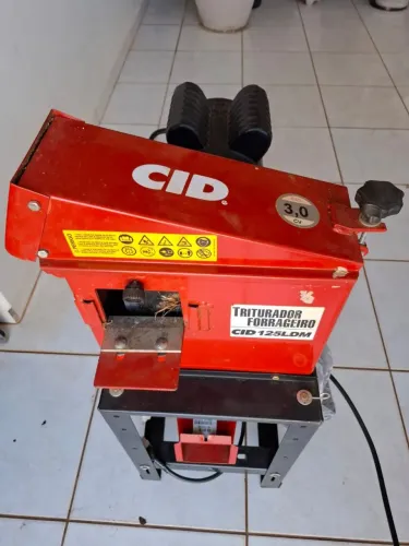 Triturador forrageiro CID