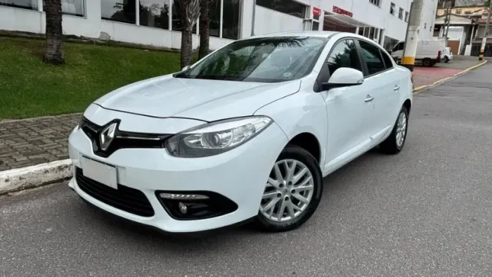 Renault Fluence Sed. Dyn. Plus 2.0 16V Flex Aut. 2016