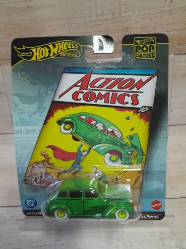Hot Wheels Premium Superman Pop Culture 