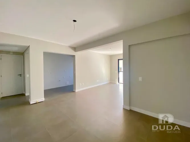 Apartamento locação com 3 quartos no Saco Grande