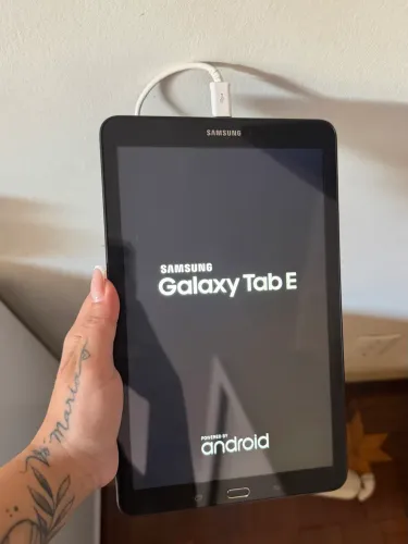 Vendo Tablet Tab E 2015