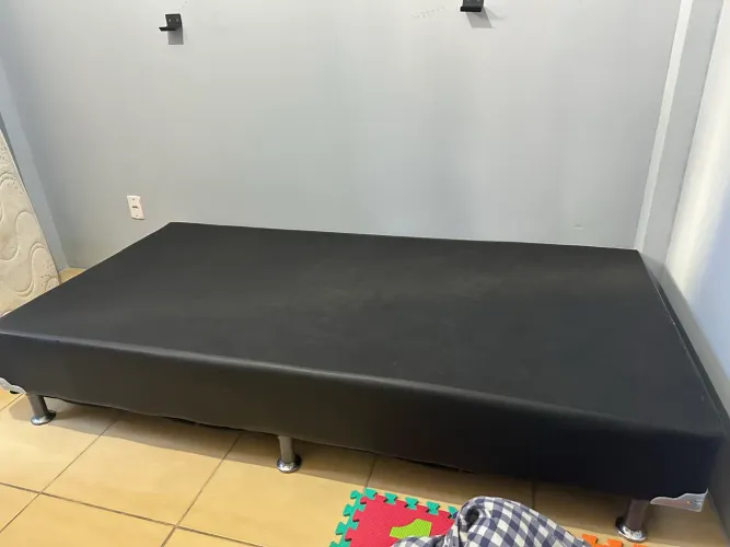 Cama Box solteiro com colchão 