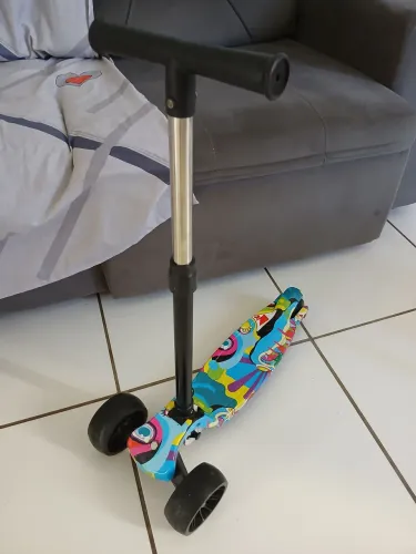 Patinete infantil/ juvenil