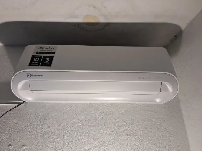 Ar-Condicionado Split Electrolux Inverter 9.000 BTUs Color Adapt Frio