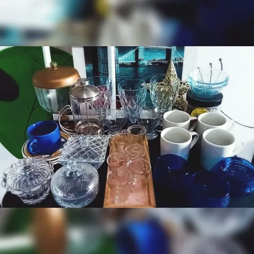 Utensílios de cozinha e cantinho do Café ?