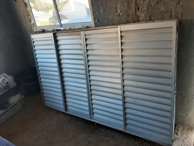 Janela de alumínio 2,00×1,20 perfeito estado 