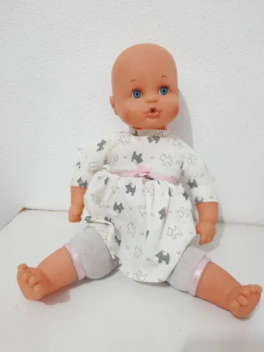 Boneca antiga marca famosa 