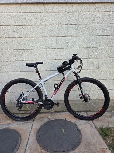 Bicicleta Aro 20 completa com utensílios