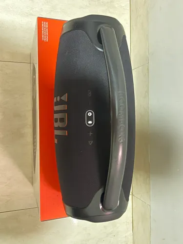 Bombox 3