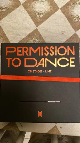 Álbum BTS Permission To Dance 
