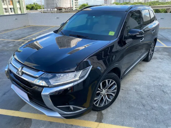 Mitsubishi Outlander 2.2 165cv Diesel Aut. 2016
