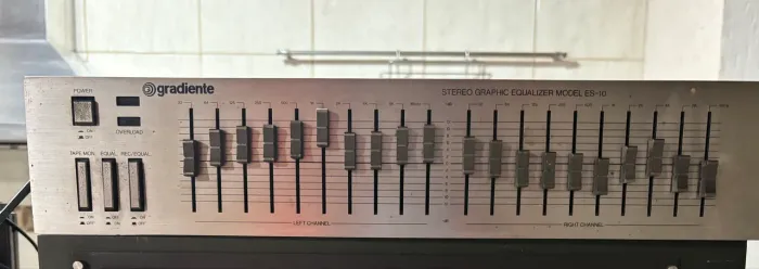 stereo graphic equalizer model ES1