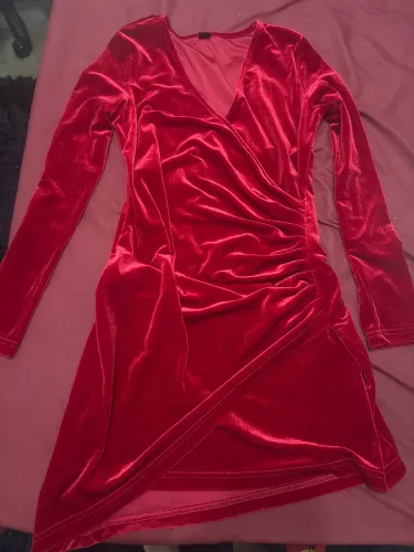 Vestido de veludo vermelho 