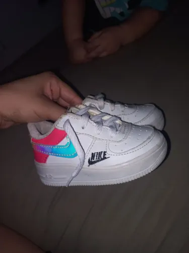 Tenis Nike menina