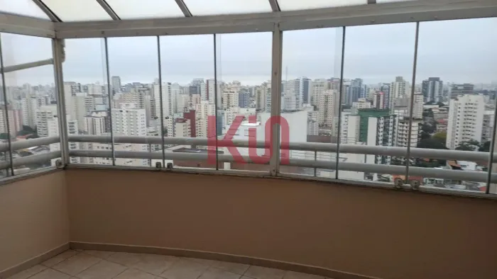 Locação de Cobertura de Luxo em São Paulo - 2 Quartos, 2 Suítes, 3 Banheiros, 3 Vagas de G