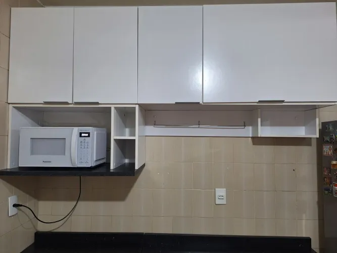 Armário de cozinha completo