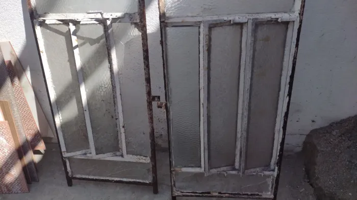 VENDE-SE JANELAS 