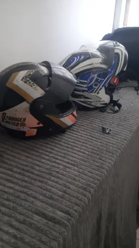 Capacete moto