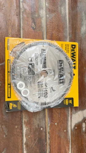 Disco de Serra para Alumínio DEWALT DWA03220 - Novo, Nunca Utilizado 