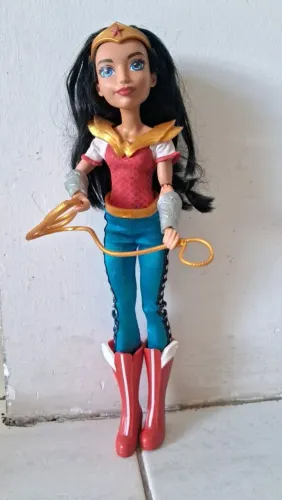 Dc Super Hero Girls Boneca Mulher Maravilha