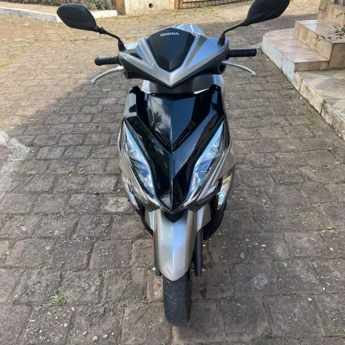 Honda Elite 125 2023 | 22.000 km | abaixo da FIP