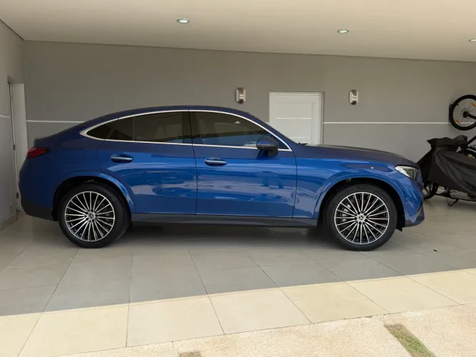 Mercedes-Benz GLC-300 AMG L. Cou. 4M 2.0 TB Aut. (híb) 2026