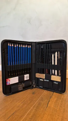 Kit de Desenho Premium Art Supplies - Lápis Grafite e Carvão - Completo