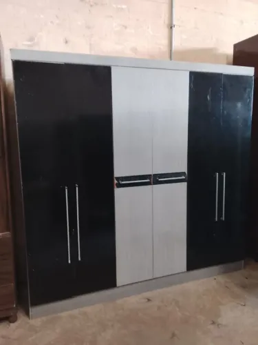 Guarda roupas USADO ENTREGA e MONTA dentro de Uberlândia MG