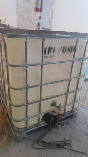 Bombona 1.000 L usada Limeira