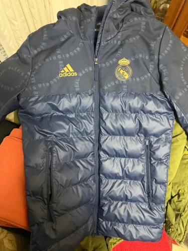 Jaqueta Viagem Real Madrid original tamanho M