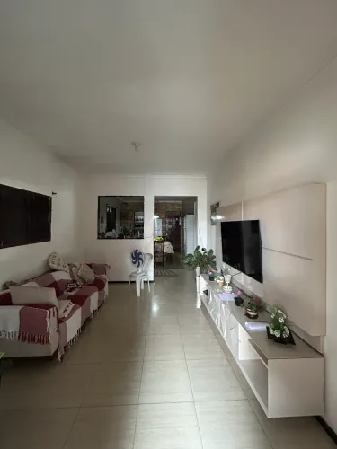 DESISTIU DE VENDER