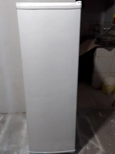Vendo geladeira Consul fomcionandor normal