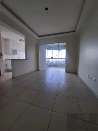 Apartamento para locação de dois quartos, próximo ao Parque Flamboyant, Ed. Champion Sport