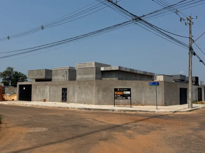 Casas Novas na 1205 Sul Disponível Para Venda