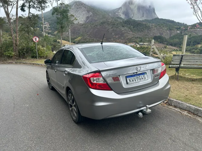 Honda Civic Sedan EXR 2.0 Flexone 16V Aut. 4P 2016