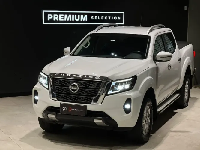 Nissan Frontier XE CD 4X4 2.3 Bi-TB Diesel Aut. 2025