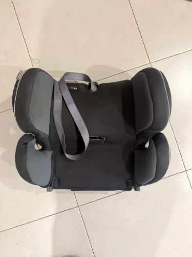 Cadeirinha Infantil para Carro - R$ 70