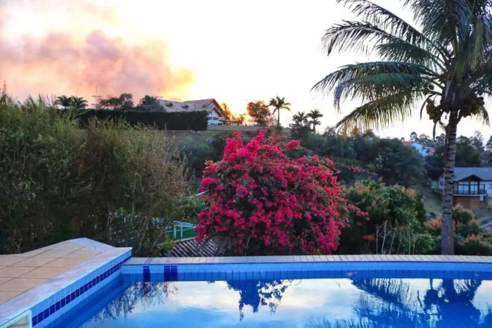 Casa com 4 dormitórios à venda, 344 m² por R$ 2.640.000,00 - Condomínio Moinho de Vento -