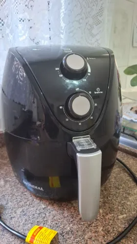 Air fryer mundial 4L