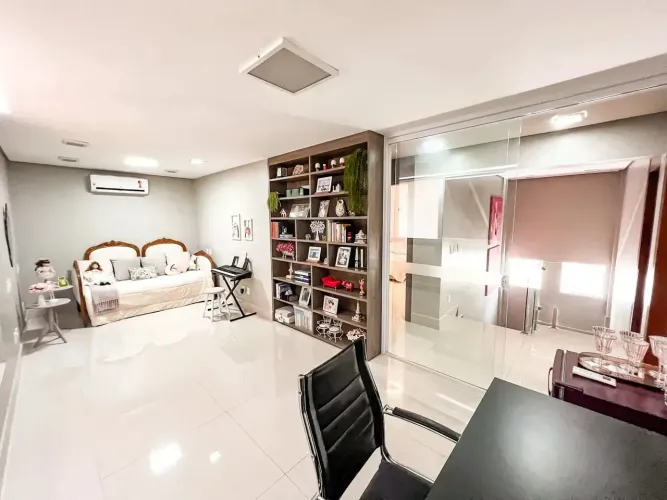 Condomínio Alphaville  Casa em condomínio a venda no Novo Uruguai